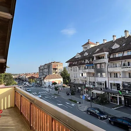 Stojanovic アパート *